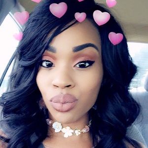 Meet your Posher, Peaches